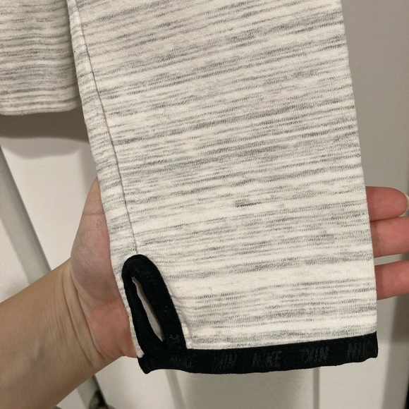 Nike High Neck Pullover - Picture 4 of 9